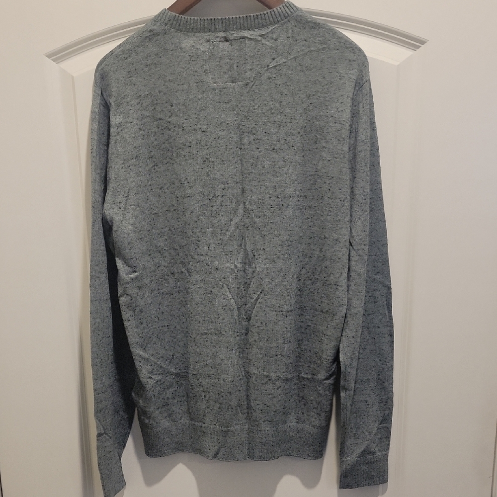 Hollister Men's Gray Sweater - Picture 2 of 2